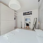 Ugolini Apartamento Milão