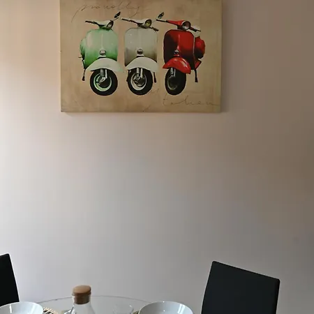 Ugolini Lägenhet *